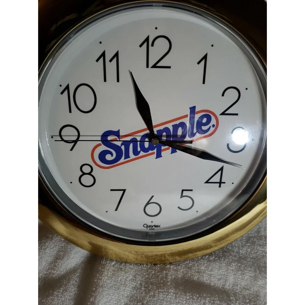 Snapple Round Wall Clock  Gold Vintage 1990s Rare Collectible New in Box 11